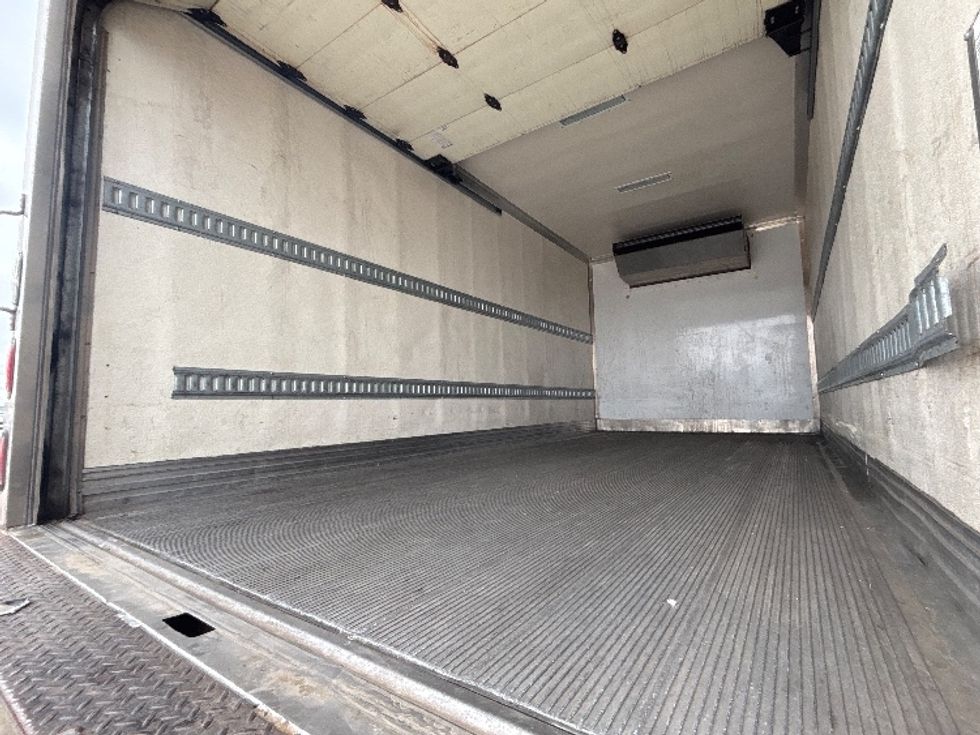 Refrigerated Truck-Light and Medium Duty Trucks-Hino-2018-195-Greeley-CO-110,309\n\t\tmiles-$ 49,250 - Image 10