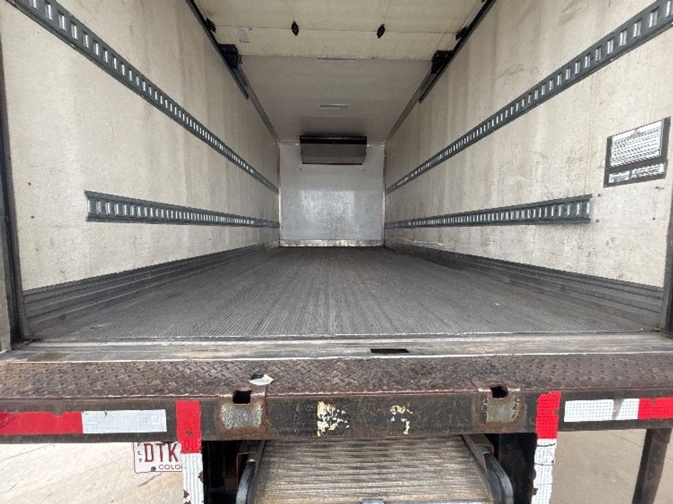 Refrigerated Truck-Light and Medium Duty Trucks-Hino-2018-195-Greeley-CO-110,309\n\t\tmiles-$ 49,250 - Image 9
