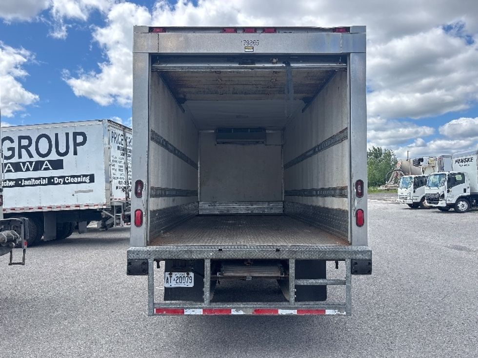 Refrigerated Truck-Light and Medium Duty Trucks-Hino-2018-195-Ottawa-ON-223,625\n\t\tkm-$ 62,750 - Image 9