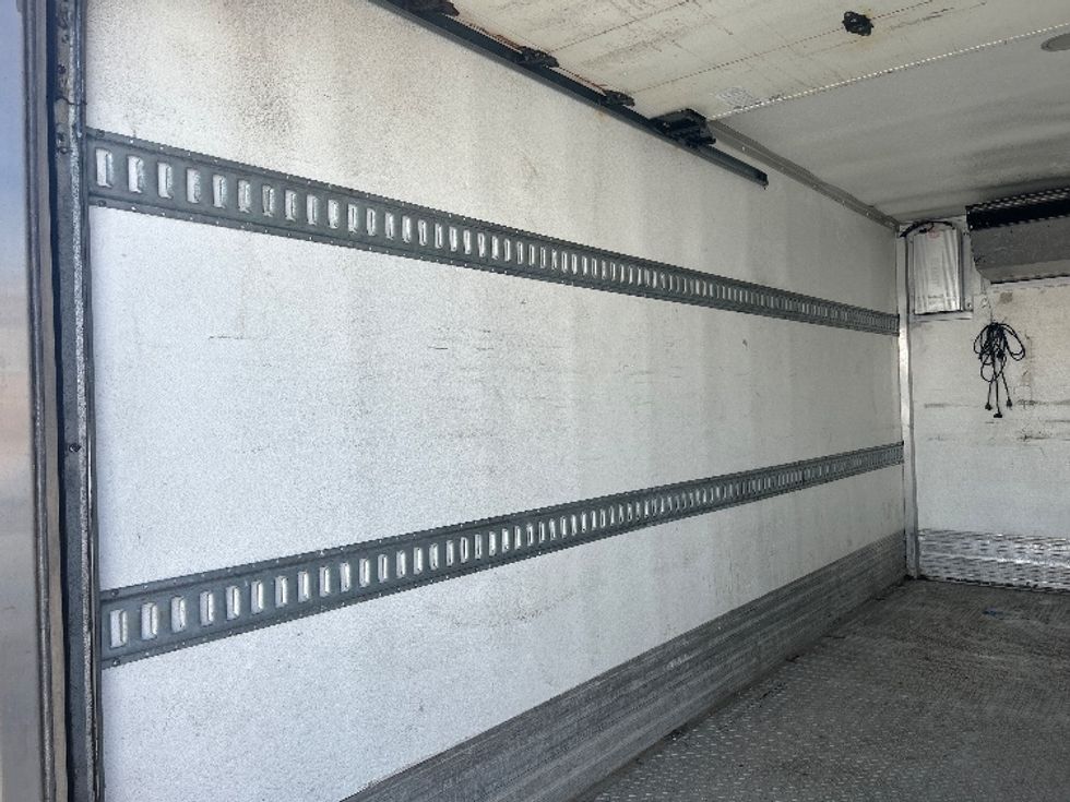 Refrigerated Truck-Light and Medium Duty Trucks-Hino-2018-195-West Babylon-NY-119,100\n\t\tmiles-$ 46,750 - Image 11