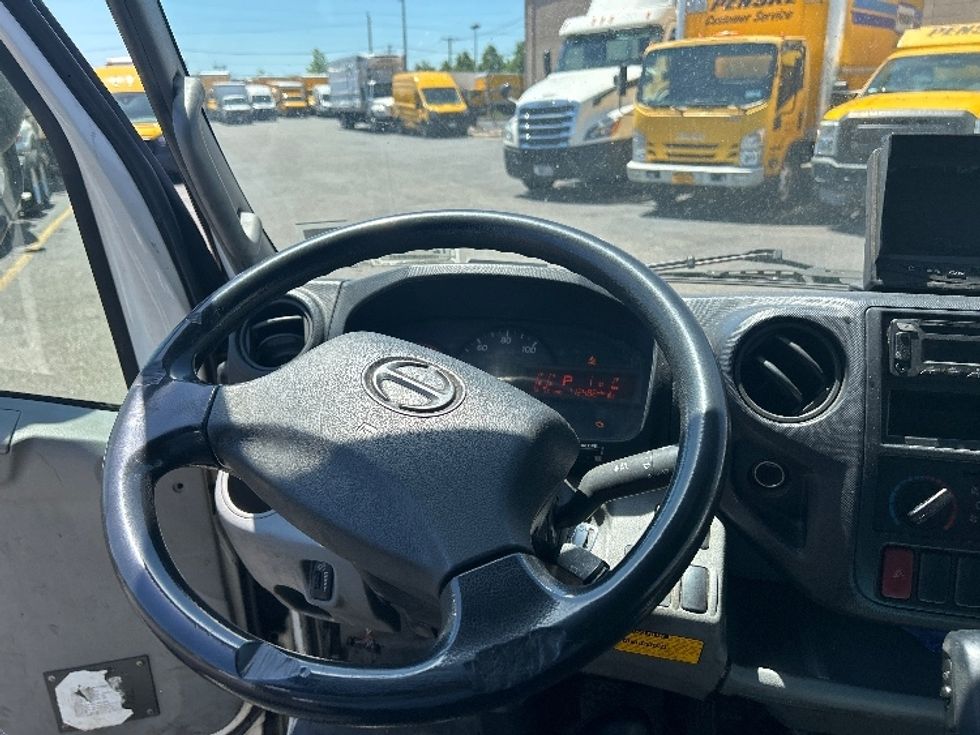 Refrigerated Truck-Light and Medium Duty Trucks-Hino-2018-195-West Babylon-NY-119,100\n\t\tmiles-$ 46,750 - Image 18