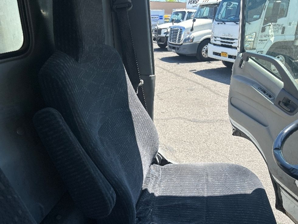 Refrigerated Truck-Light and Medium Duty Trucks-Hino-2018-195-West Babylon-NY-119,100\n\t\tmiles-$ 46,750 - Image 22