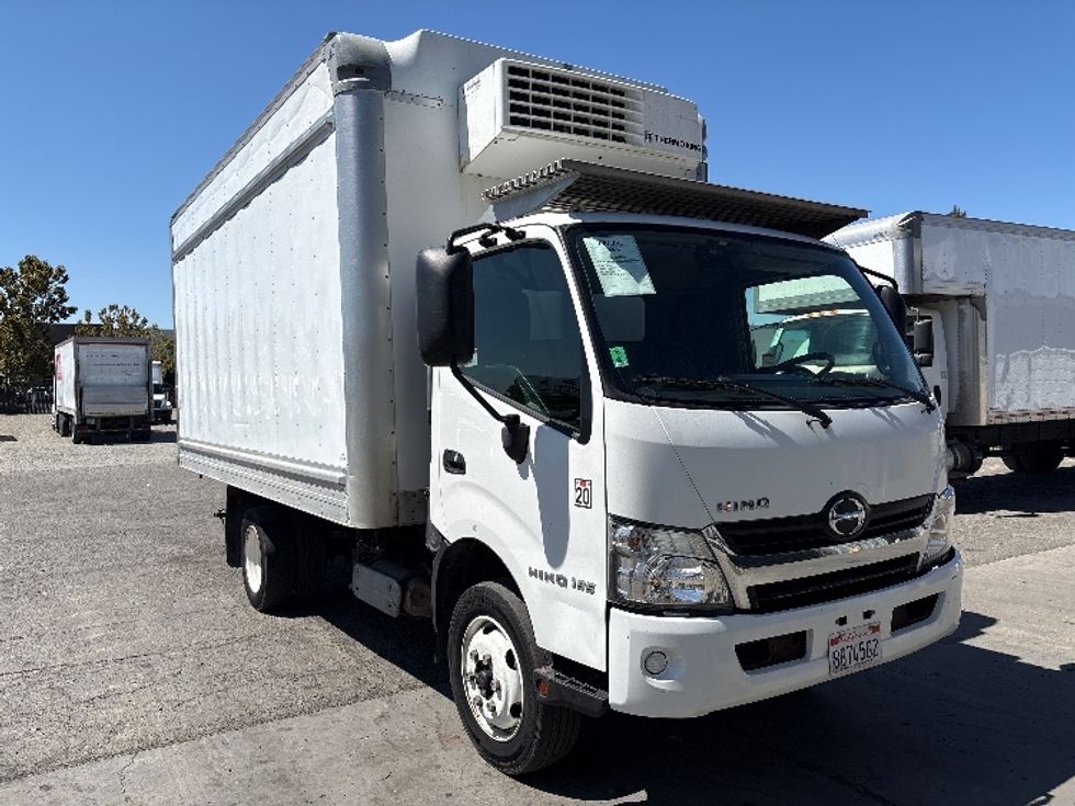 Refrigerated Truck-Light and Medium Duty Trucks-Hino-2018-195-West Sacramento-CA-119,878\n\t\tmiles-$ 36,500 - Image 1