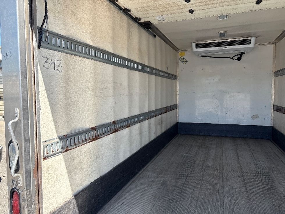 Refrigerated Truck-Light and Medium Duty Trucks-Hino-2018-195-West Sacramento-CA-119,878\n\t\tmiles-$ 36,500 - Image 11
