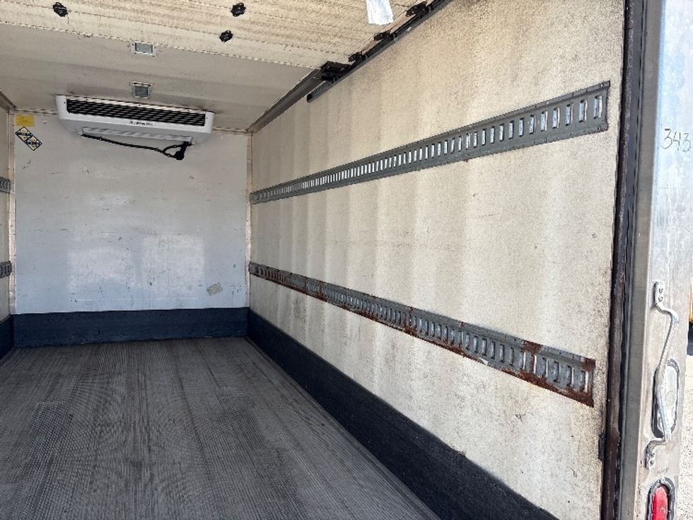 Refrigerated Truck-Light and Medium Duty Trucks-Hino-2018-195-West Sacramento-CA-119,878\n\t\tmiles-$ 36,500 - Image 12