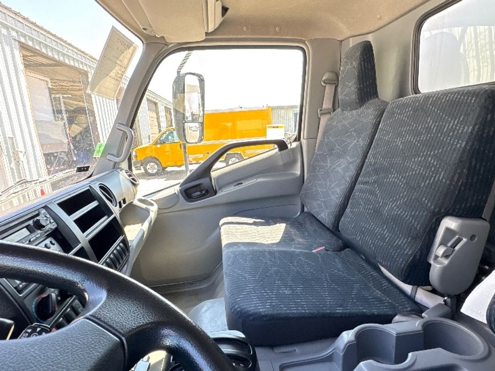 Refrigerated Truck-Light and Medium Duty Trucks-Hino-2018-195-West Sacramento-CA-119,878\n\t\tmiles-$ 36,500 - Image 19