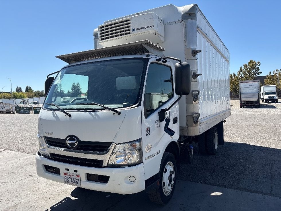 Refrigerated Truck-Light and Medium Duty Trucks-Hino-2018-195-West Sacramento-CA-119,878\n\t\tmiles-$ 36,500 - Image 3