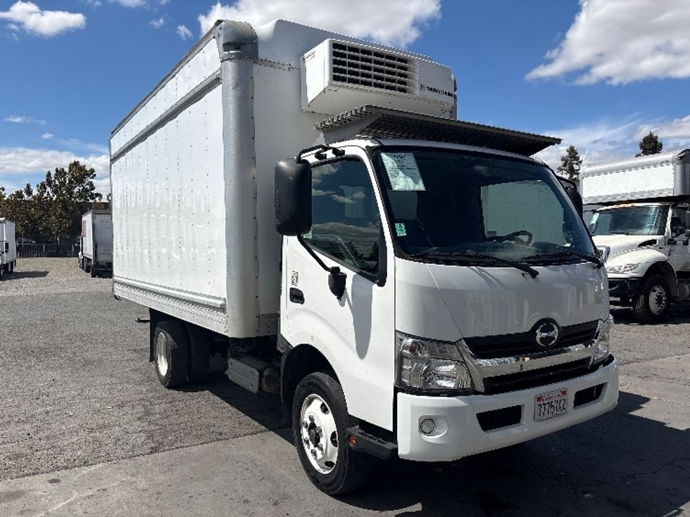 Refrigerated Truck-Light and Medium Duty Trucks-Hino-2018-195-West Sacramento-CA-145,282\n\t\tmiles-$ 37,500 - Image 1