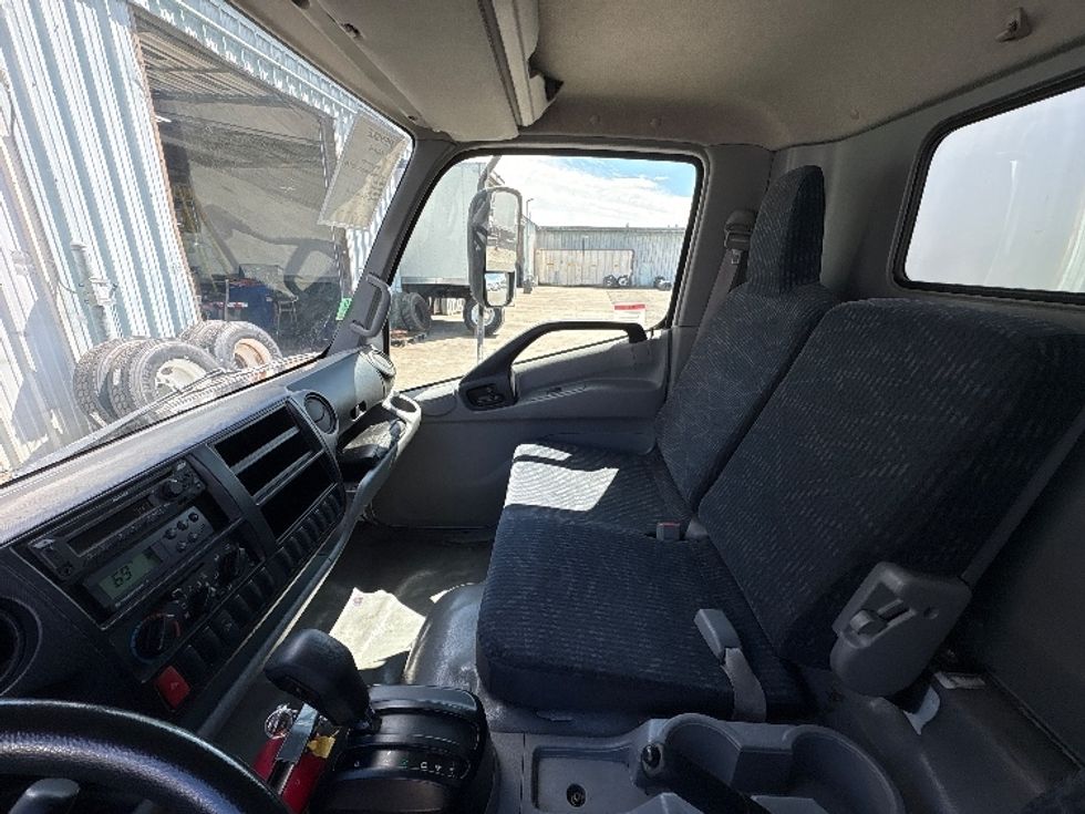 Refrigerated Truck-Light and Medium Duty Trucks-Hino-2018-195-West Sacramento-CA-145,282\n\t\tmiles-$ 37,500 - Image 19
