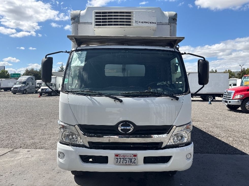 Refrigerated Truck-Light and Medium Duty Trucks-Hino-2018-195-West Sacramento-CA-145,282\n\t\tmiles-$ 37,500 - Image 2