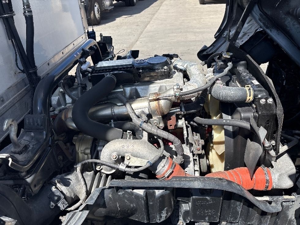 Refrigerated Truck-Light and Medium Duty Trucks-Hino-2018-195-West Sacramento-CA-145,282\n\t\tmiles-$ 37,500 - Image 23