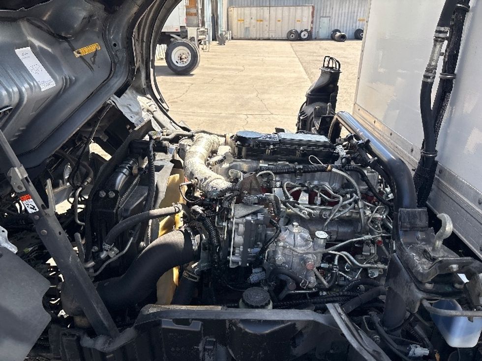 Refrigerated Truck-Light and Medium Duty Trucks-Hino-2018-195-West Sacramento-CA-145,282\n\t\tmiles-$ 37,500 - Image 24