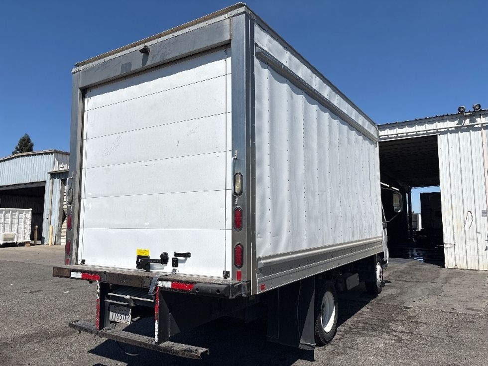 Refrigerated Truck-Light and Medium Duty Trucks-Hino-2018-195-West Sacramento-CA-203,664\n\t\tmiles-$ 26,250 - Image 13