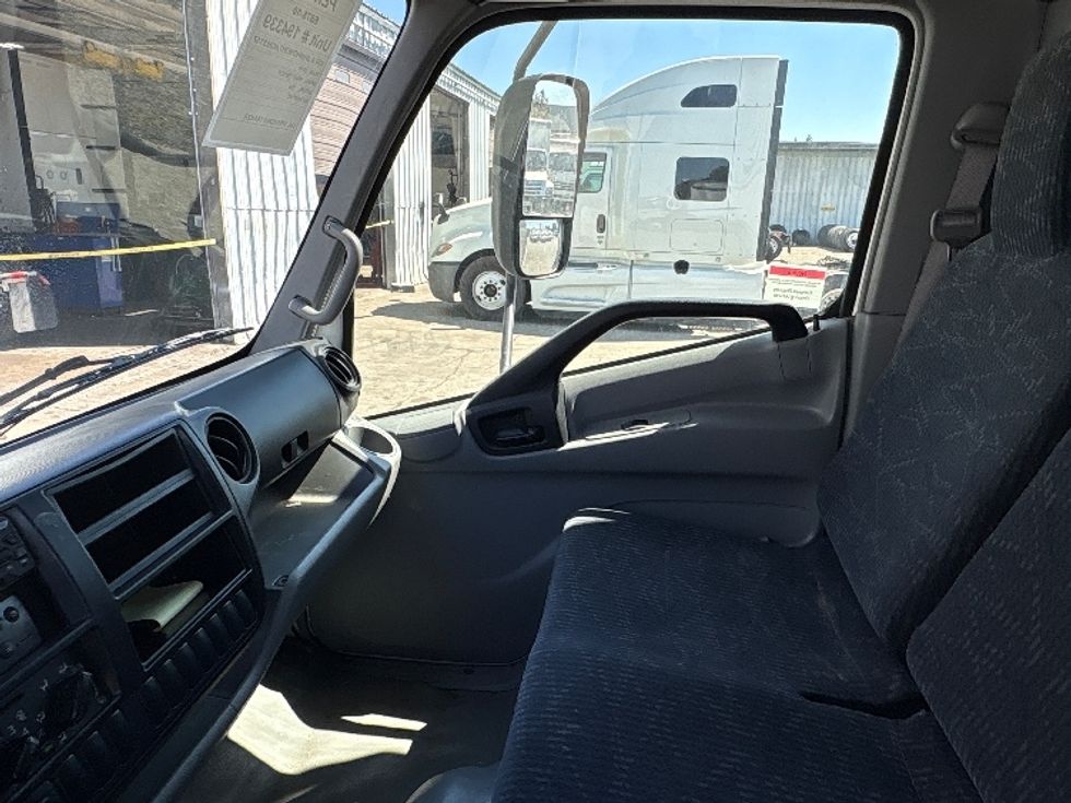 Refrigerated Truck-Light and Medium Duty Trucks-Hino-2018-195-West Sacramento-CA-203,664\n\t\tmiles-$ 26,250 - Image 19