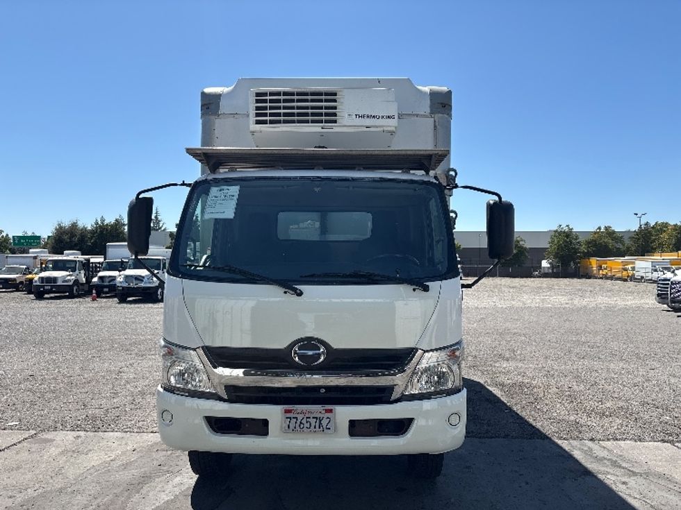 Refrigerated Truck-Light and Medium Duty Trucks-Hino-2018-195-West Sacramento-CA-203,664\n\t\tmiles-$ 26,250 - Image 2