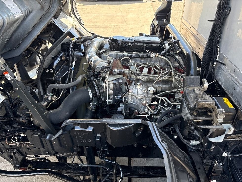 Refrigerated Truck-Light and Medium Duty Trucks-Hino-2018-195-West Sacramento-CA-203,664\n\t\tmiles-$ 26,250 - Image 24