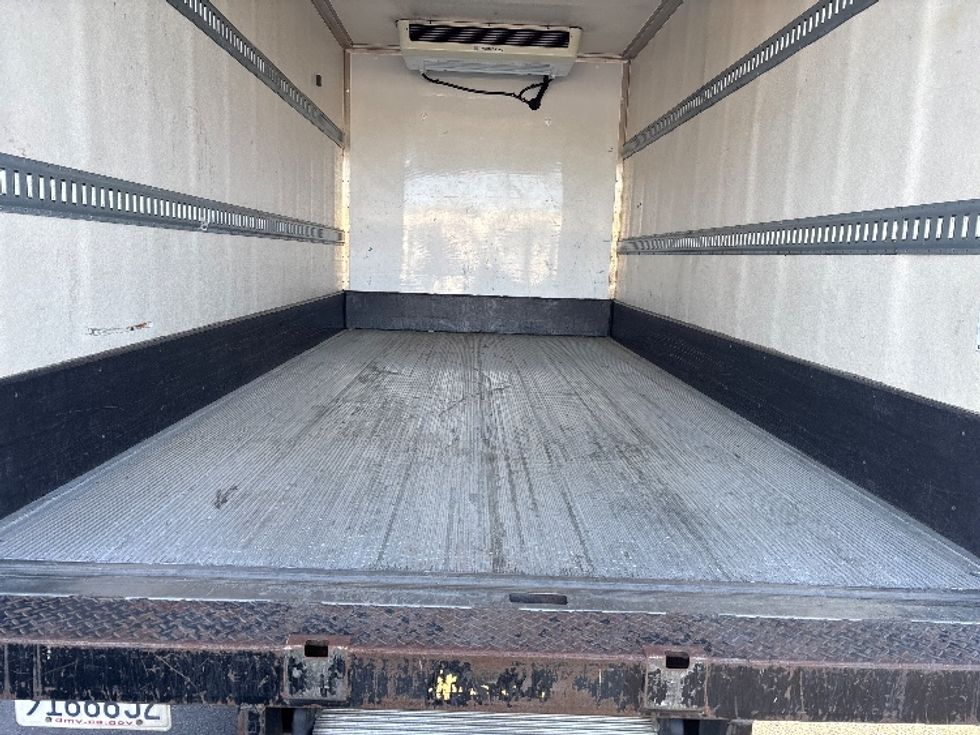 Refrigerated Truck-Light and Medium Duty Trucks-Hino-2018-195-West Sacramento-CA-212,183\n\t\tmiles-$ 29,500 - Image 10