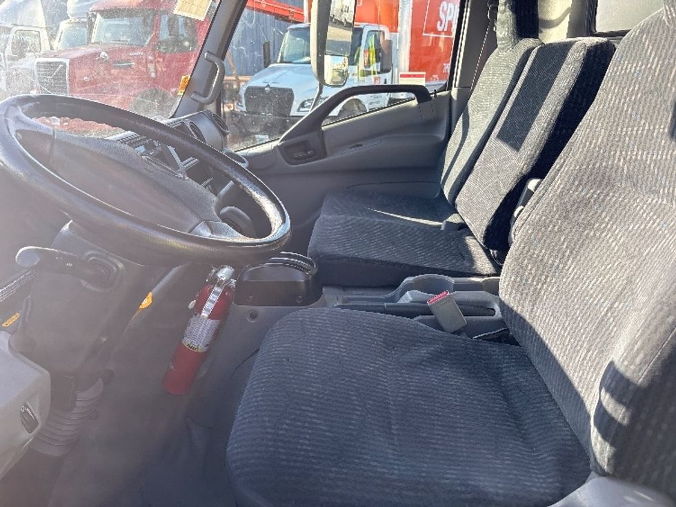 Refrigerated Truck-Light and Medium Duty Trucks-Hino-2018-195-West Sacramento-CA-212,183\n\t\tmiles-$ 29,500 - Image 19