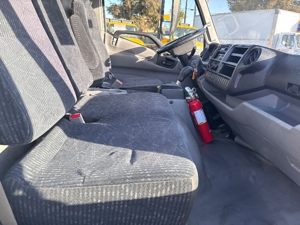 Refrigerated Truck-Light and Medium Duty Trucks-Hino-2018-195-West Sacramento-CA-212,183\n\t\tmiles-$ 29,500 - Image 22