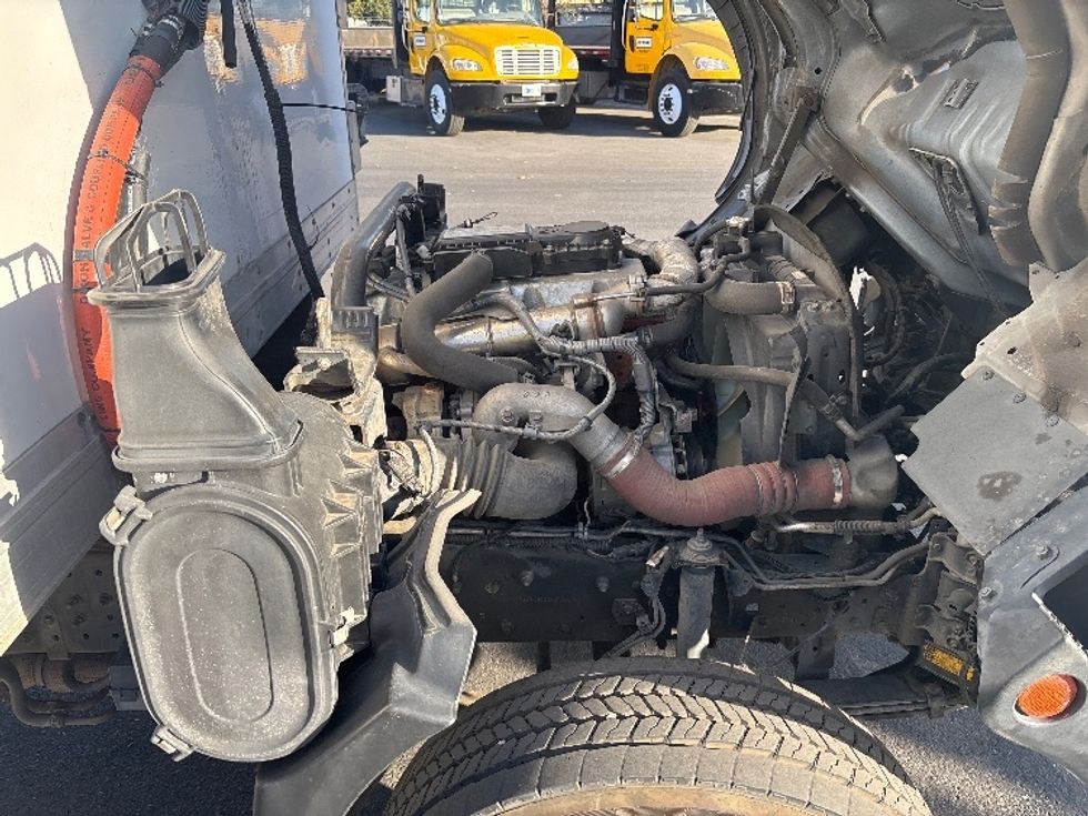 Refrigerated Truck-Light and Medium Duty Trucks-Hino-2018-195-West Sacramento-CA-212,183\n\t\tmiles-$ 29,500 - Image 23