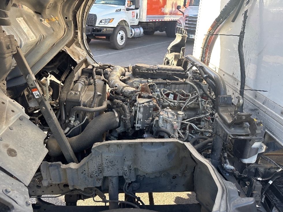 Refrigerated Truck-Light and Medium Duty Trucks-Hino-2018-195-West Sacramento-CA-212,183\n\t\tmiles-$ 29,500 - Image 24