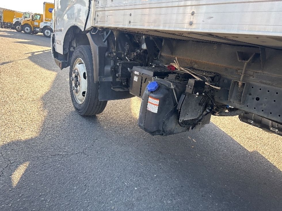 Refrigerated Truck-Light and Medium Duty Trucks-Hino-2018-195-West Sacramento-CA-212,183\n\t\tmiles-$ 29,500 - Image 5