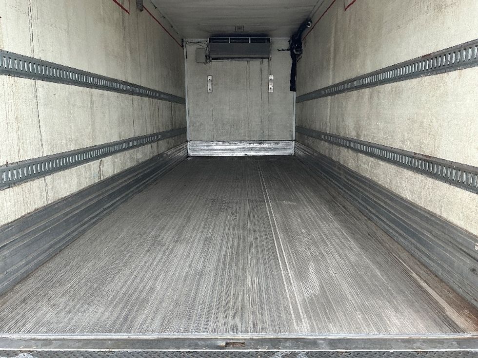 Refrigerated Truck-Light and Medium Duty Trucks-Hino-2018-258LP-Stoney Creek-ON-308,066\n\t\tkm-$ 67,250 - Image 10