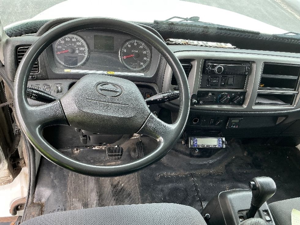 Refrigerated Truck-Light and Medium Duty Trucks-Hino-2018-258LP-Stoney Creek-ON-308,066\n\t\tkm-$ 67,250 - Image 19