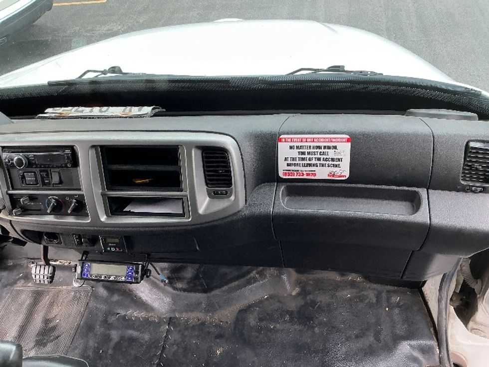 Refrigerated Truck-Light and Medium Duty Trucks-Hino-2018-258LP-Stoney Creek-ON-308,066\n\t\tkm-$ 67,250 - Image 21