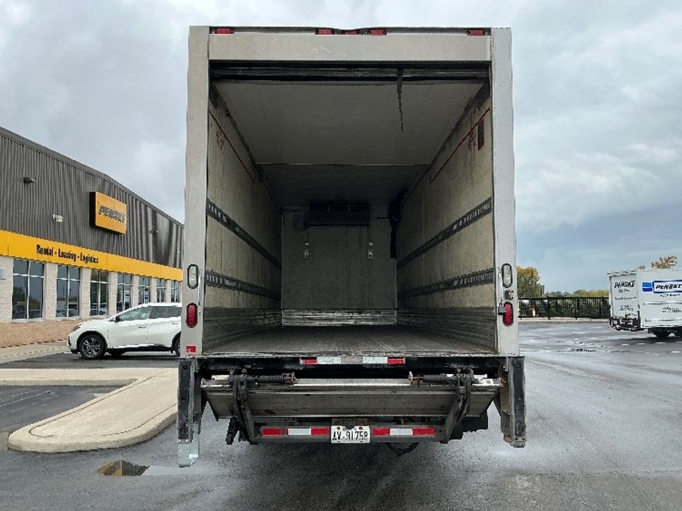 Refrigerated Truck-Light and Medium Duty Trucks-Hino-2018-258LP-Stoney Creek-ON-308,066\n\t\tkm-$ 67,250 - Image 8