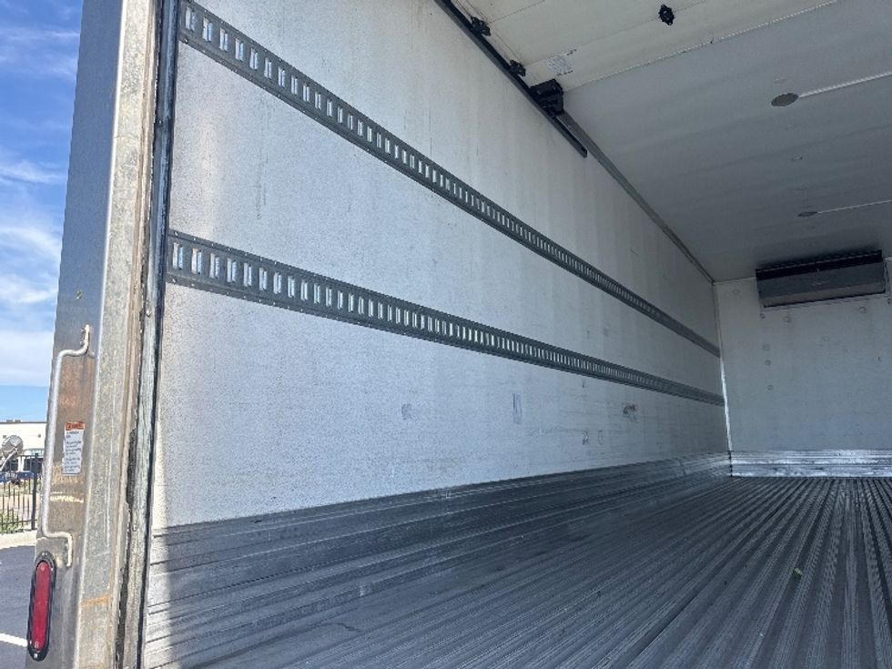 Refrigerated Truck-Light and Medium Duty Trucks-Hino-2018-268-Aurora-CO-130,834\n\t\tmiles-$ 55,250 - Image 11