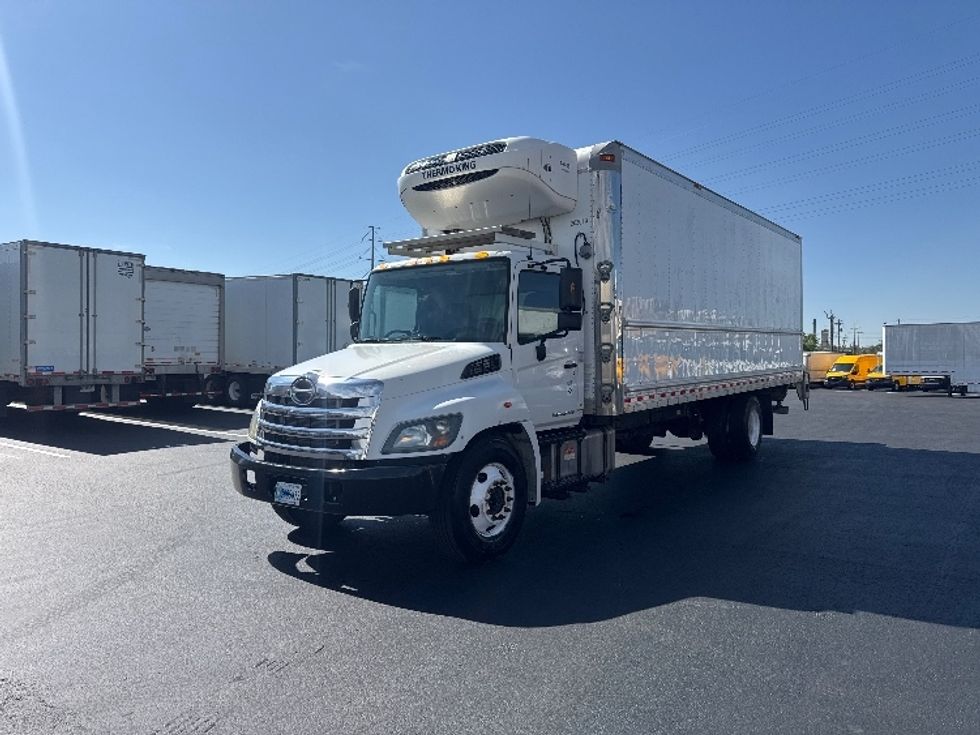 Refrigerated Truck-Light and Medium Duty Trucks-Hino-2018-268-Aurora-CO-130,834\n\t\tmiles-$ 55,250 - Image 3