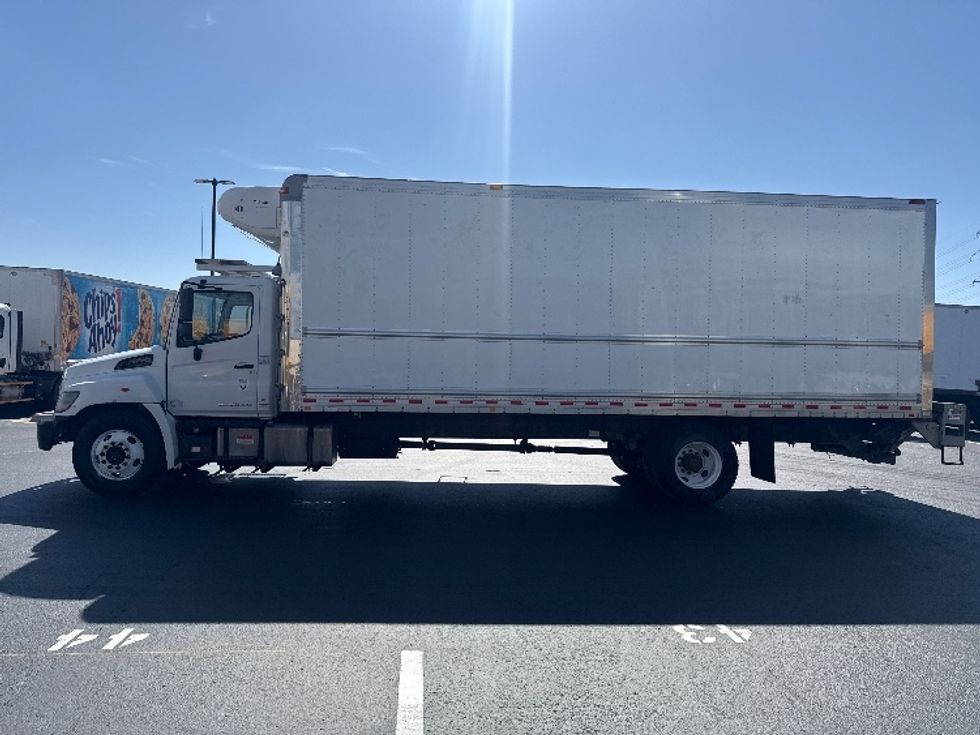 Refrigerated Truck-Light and Medium Duty Trucks-Hino-2018-268-Aurora-CO-130,834\n\t\tmiles-$ 55,250 - Image 4