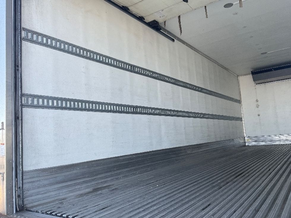 Refrigerated Truck-Light and Medium Duty Trucks-Hino-2018-268-Aurora-CO-137,636\n\t\tmiles-$ 60,250 - Image 11