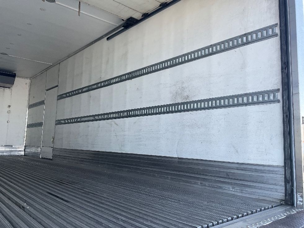 Refrigerated Truck-Light and Medium Duty Trucks-Hino-2018-268-Aurora-CO-137,636\n\t\tmiles-$ 60,250 - Image 12