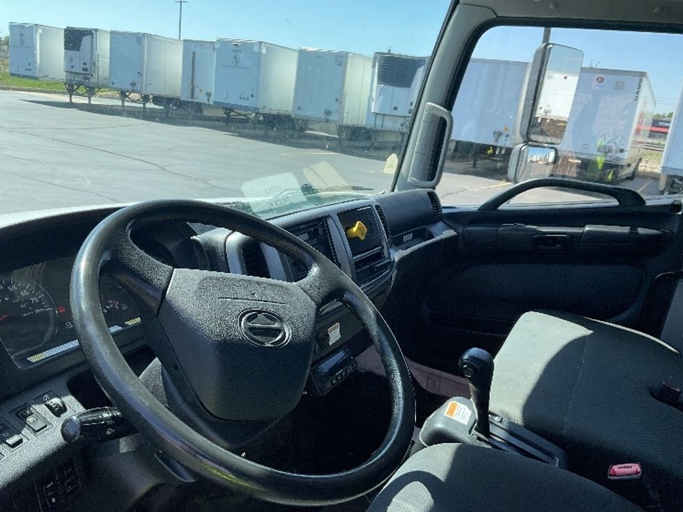 Refrigerated Truck-Light and Medium Duty Trucks-Hino-2018-268-Aurora-CO-137,636\n\t\tmiles-$ 60,250 - Image 17
