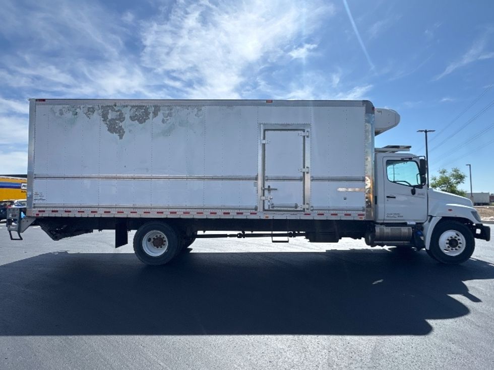 Refrigerated Truck-Light and Medium Duty Trucks-Hino-2018-268-Aurora-CO-191,275\n\t\tmiles-$ 51,000 - Image 15
