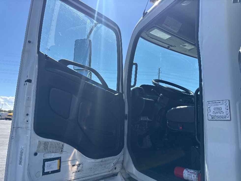 Refrigerated Truck-Light and Medium Duty Trucks-Hino-2018-268-Aurora-CO-214,673\n\t\tmiles-$ 55,500 - Image 16