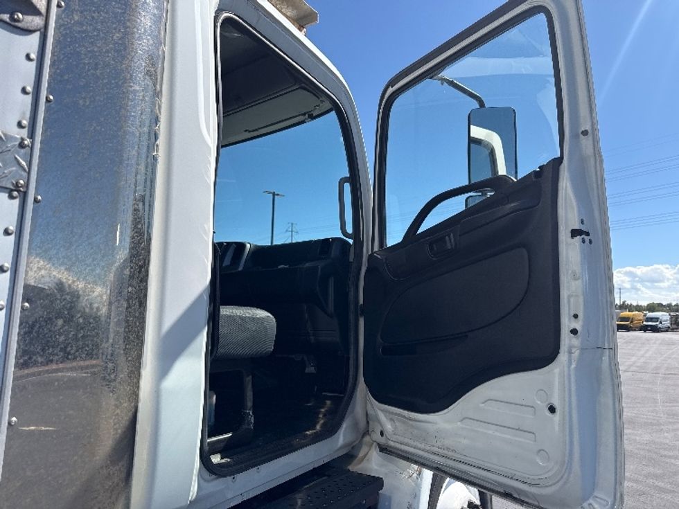 Refrigerated Truck-Light and Medium Duty Trucks-Hino-2018-268-Aurora-CO-214,673\n\t\tmiles-$ 55,500 - Image 20