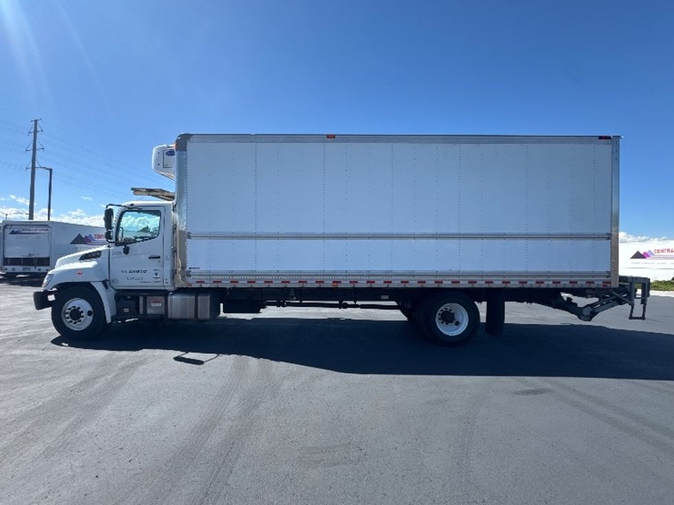 Refrigerated Truck-Light and Medium Duty Trucks-Hino-2018-268-Aurora-CO-214,673\n\t\tmiles-$ 55,500 - Image 4