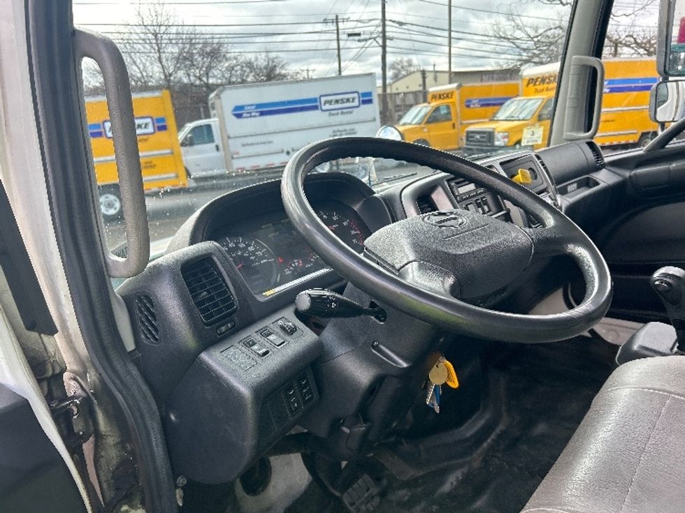 Refrigerated Truck-Light and Medium Duty Trucks-Hino-2018-268-Braintree-MA-206,837\n\t\tmiles-$ 24,250 - Image 16