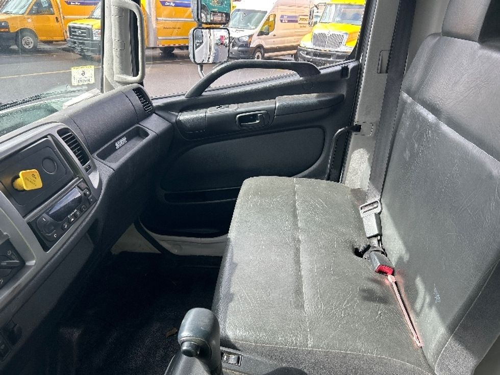 Refrigerated Truck-Light and Medium Duty Trucks-Hino-2018-268-Braintree-MA-206,837\n\t\tmiles-$ 24,250 - Image 19