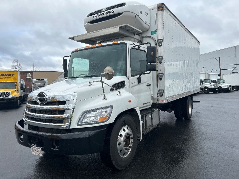 Refrigerated Truck-Light and Medium Duty Trucks-Hino-2018-268-Braintree-MA-206,837\n\t\tmiles-$ 24,250 - Image 3