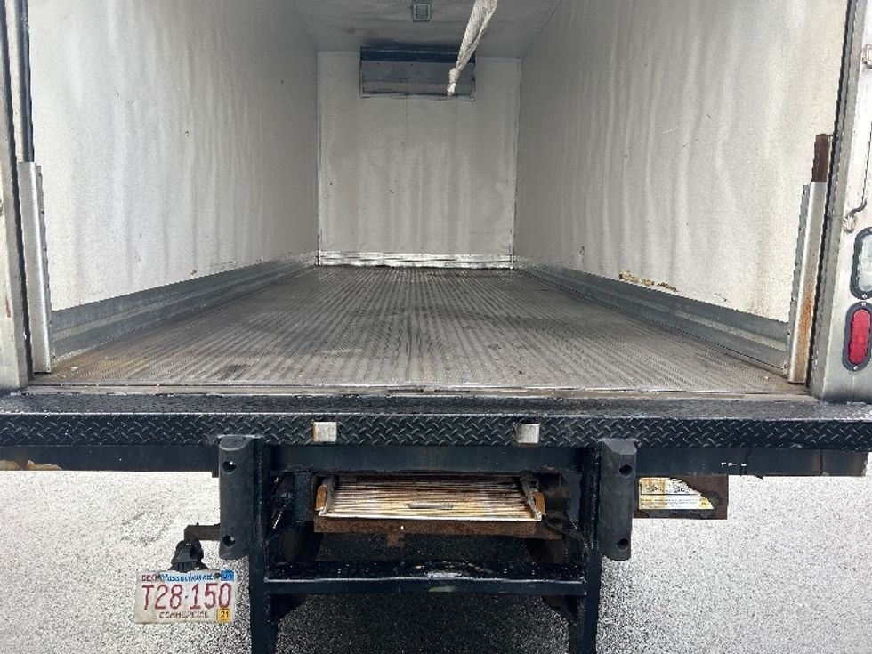 Refrigerated Truck-Light and Medium Duty Trucks-Hino-2018-268-Braintree-MA-206,837\n\t\tmiles-$ 24,250 - Image 9