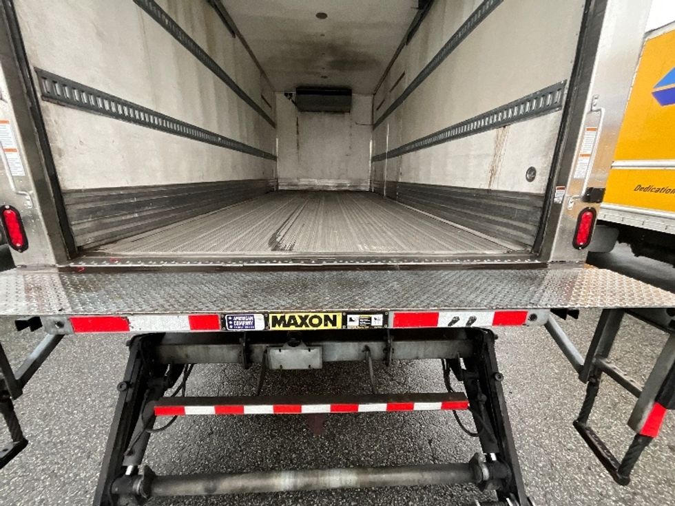 Refrigerated Truck-Light and Medium Duty Trucks-Hino-2018-268-Delta-BC-109,065\n\t\tkm-$ 77,250 - Image 10