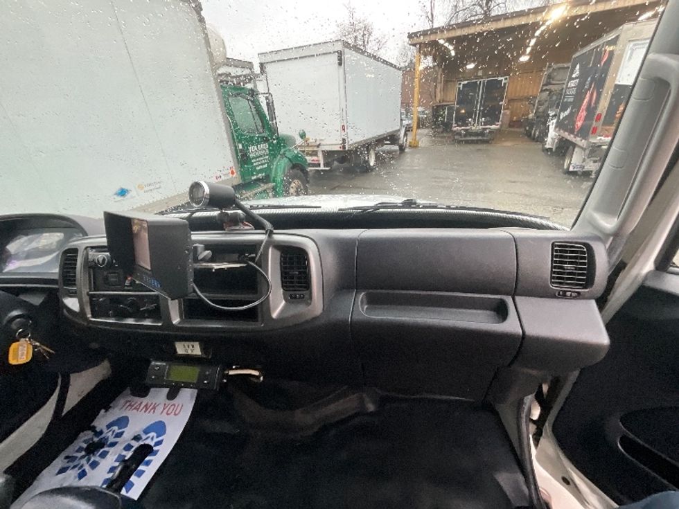 Refrigerated Truck-Light and Medium Duty Trucks-Hino-2018-268-Delta-BC-109,065\n\t\tkm-$ 77,250 - Image 21