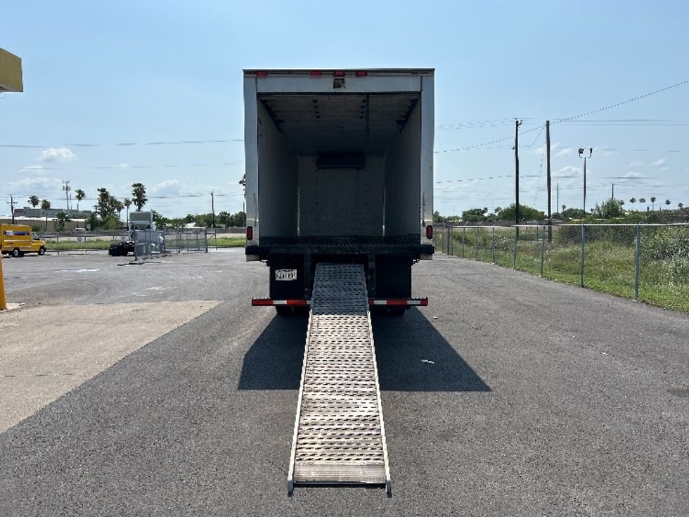 Refrigerated Truck-Light and Medium Duty Trucks-Hino-2018-268-Harlingen-TX-233,330\n\t\tmiles-$ 39,000 - Image 10