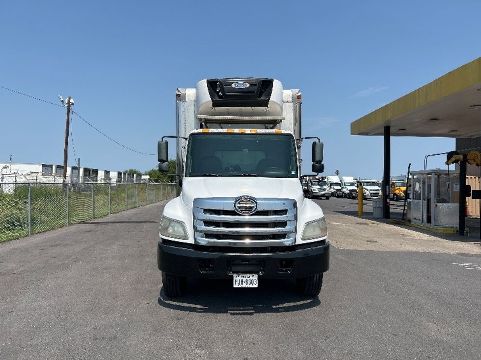 Refrigerated Truck-Light and Medium Duty Trucks-Hino-2018-268-Harlingen-TX-233,330\n\t\tmiles-$ 39,000 - Image 2