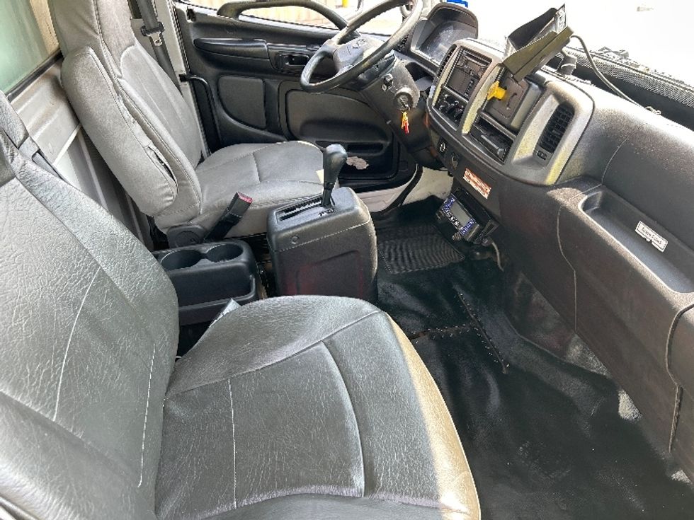 Refrigerated Truck-Light and Medium Duty Trucks-Hino-2018-268-Harlingen-TX-233,330\n\t\tmiles-$ 39,000 - Image 22