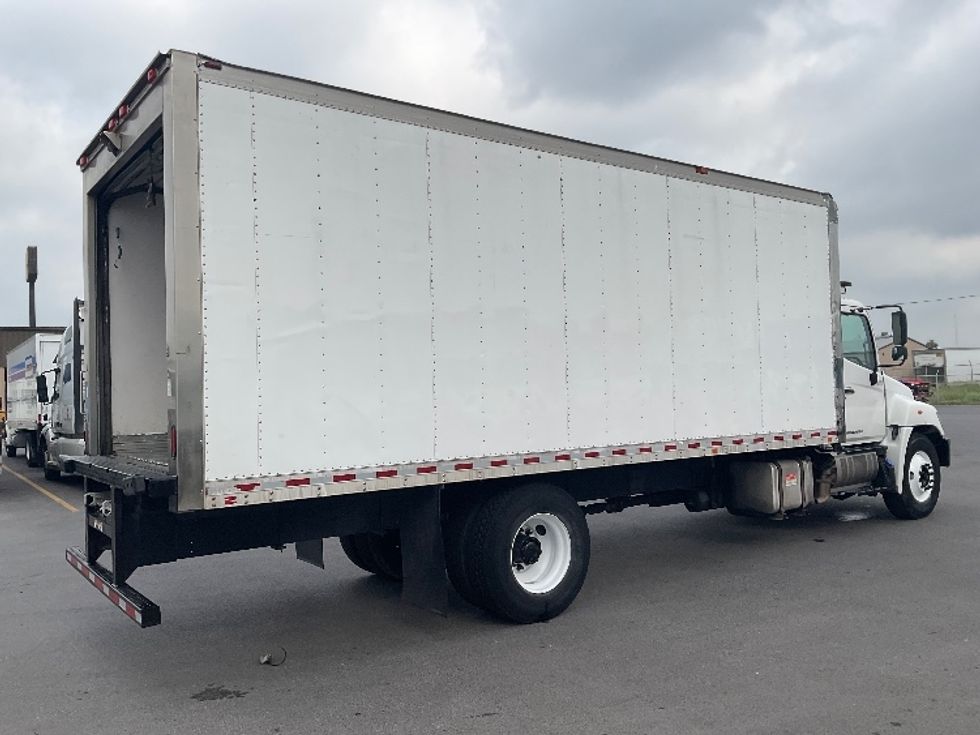 Refrigerated Truck-Light and Medium Duty Trucks-Hino-2018-268-Harlingen-TX-245,529\n\t\tmiles-$ 36,000 - Image 12